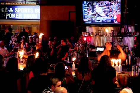 ���-�����